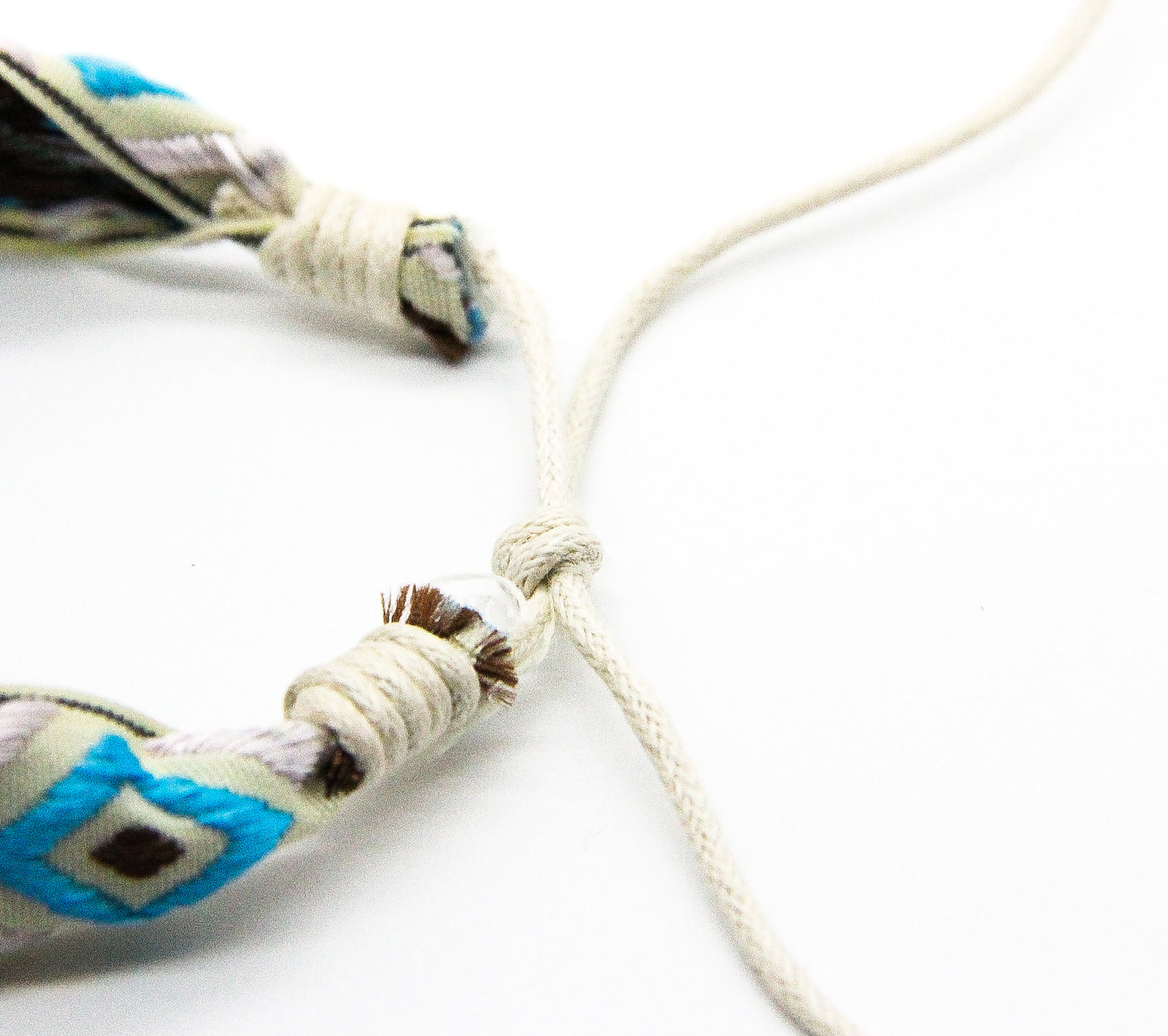 Slip-knot on a frindship bracelet