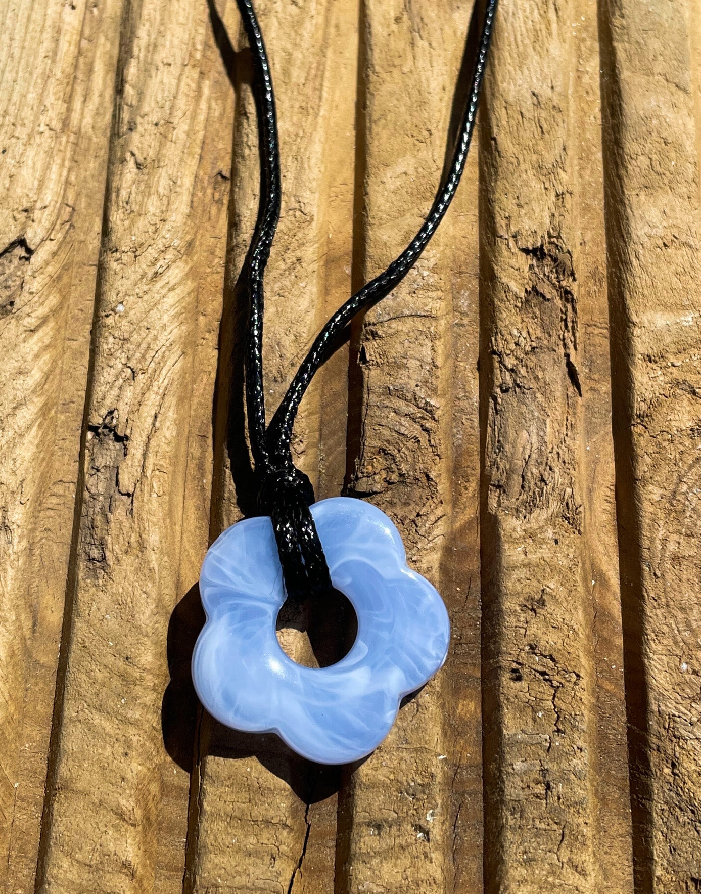Flower Pendant Choker/Necklace