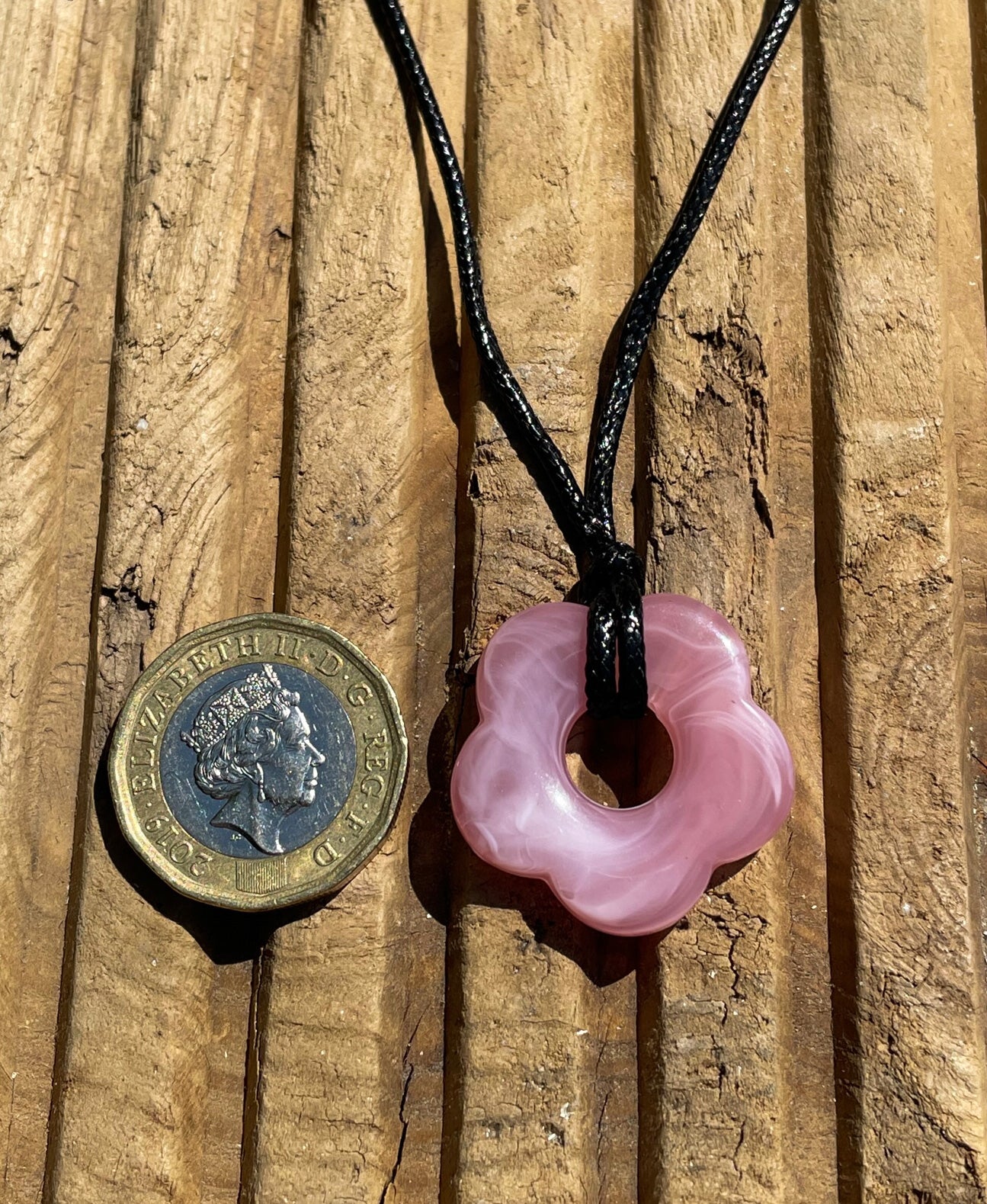 Flower Pendant Choker/Necklace