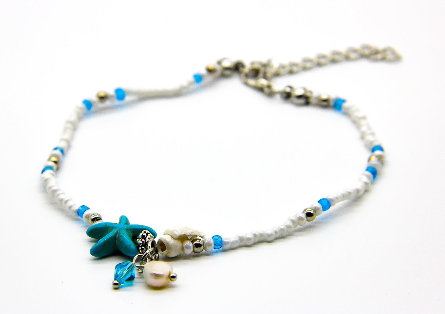 Beaded beach anklet with turquoise starfish pendant. 