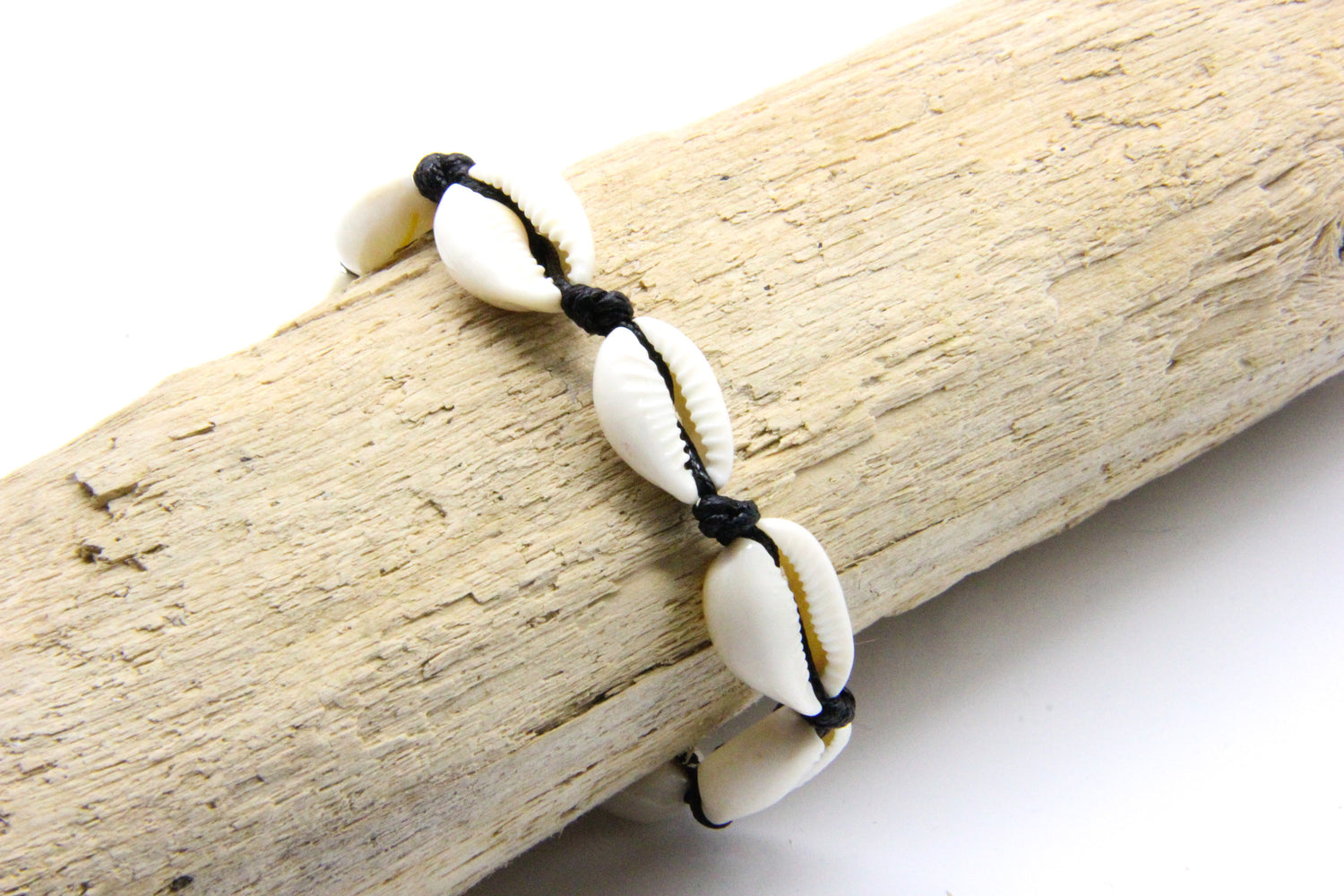Adjustable Bracelet in Wooden Beads on Organic Waxed Cotton 