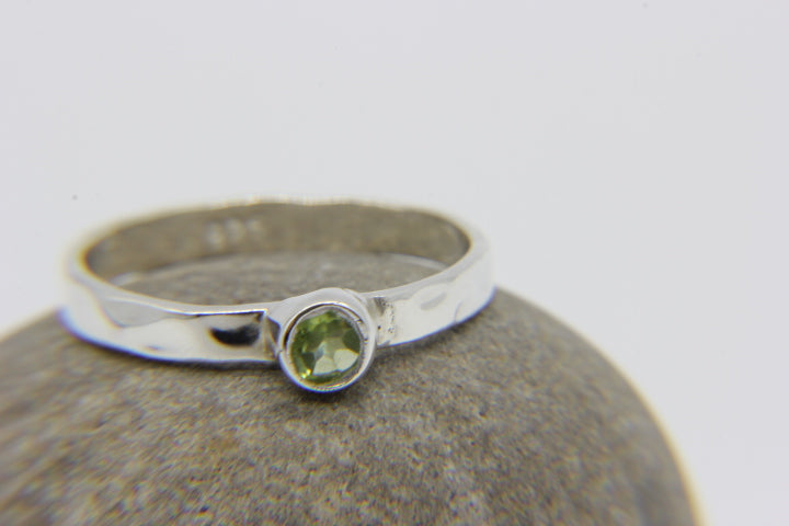 Hammered sterling silver stacking ring with peridot stone - Ben's Beach Jewellery