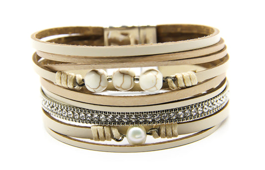 Cream leather bracelet with multi-straps and white turquoise beads and a pearl