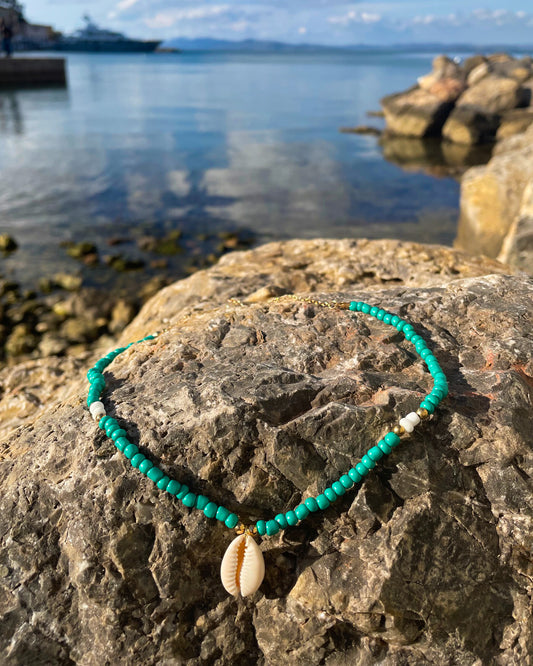 turquoise beaded choker with cowrie shell pendant